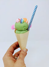 Load image into Gallery viewer, SWEETEST THINGS BOX